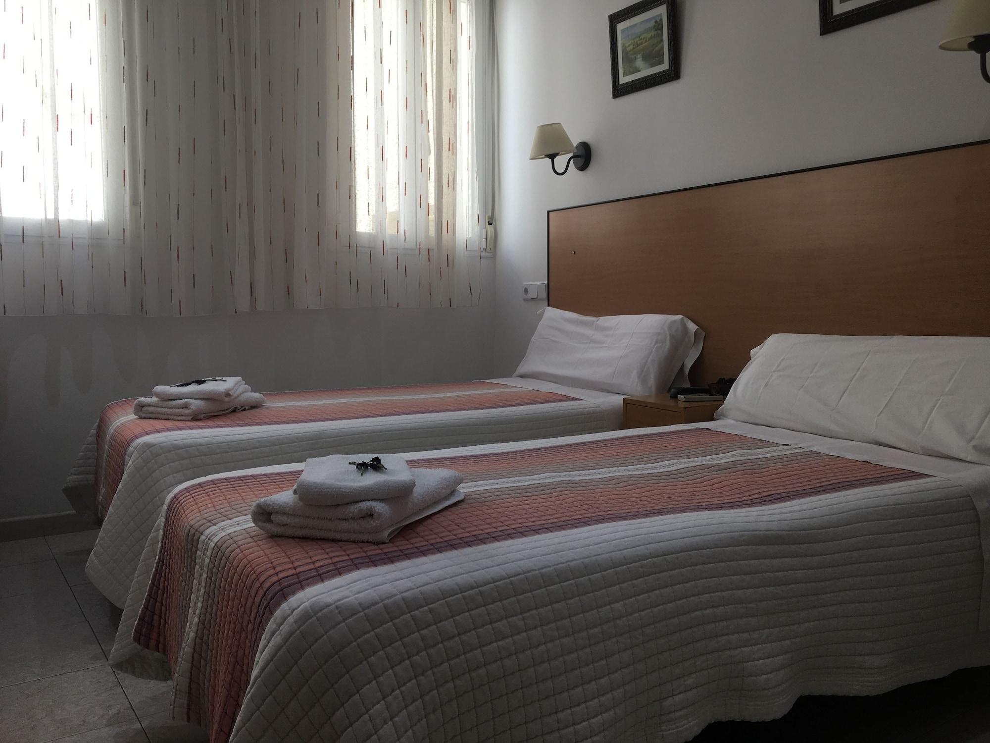 Hostal Residencia Lido - Madrid — Photos 2